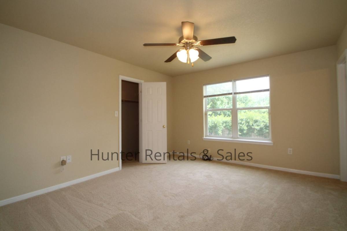 Townhouse for rent at 4204-A Elms Run Circle, Killeen, TX 76542