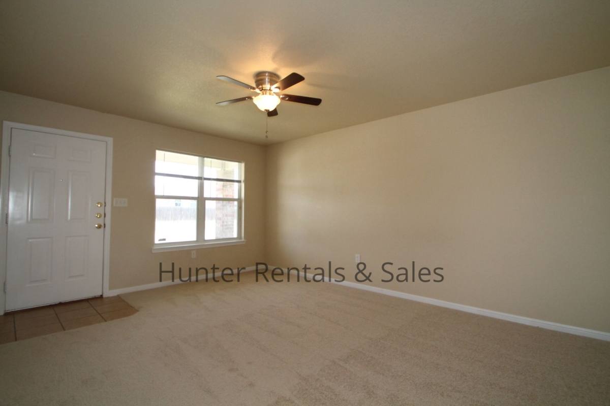 Townhouse for rent at 4204-A Elms Run Circle, Killeen, TX 76542