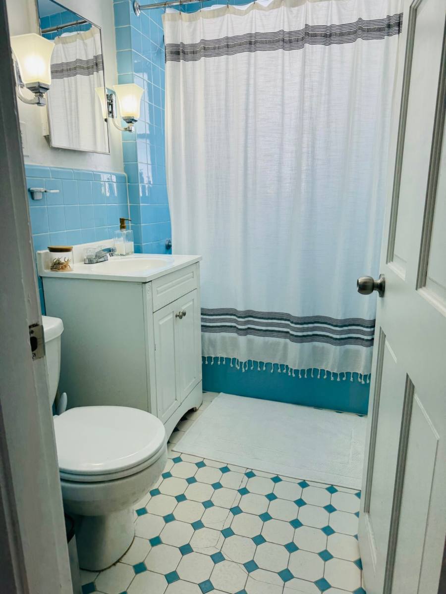 Apartment for rent at 43 Chapman St #2, Watertown, MA 02472
