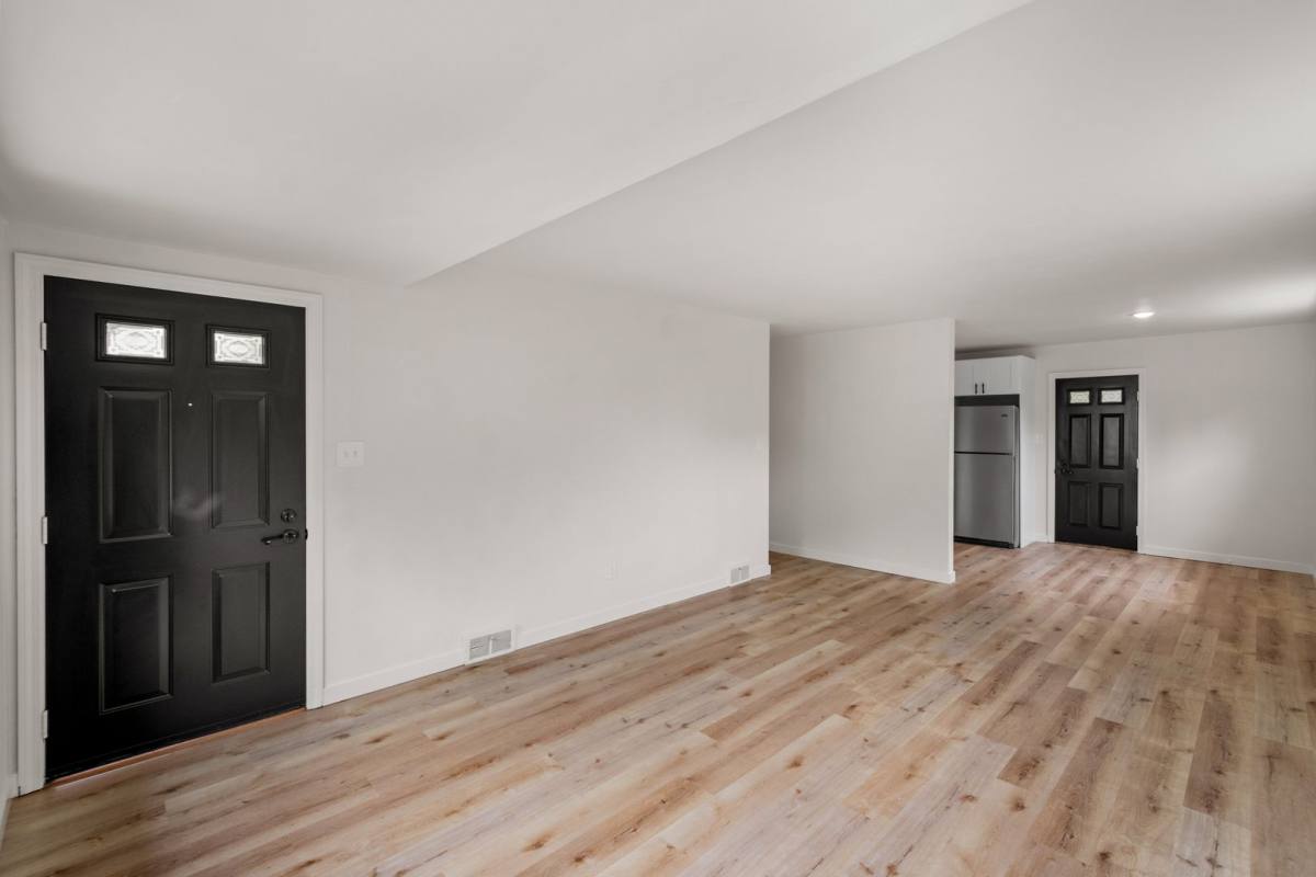 House for rent at 414 Elwood Dr, Pittsburgh, PA 15235