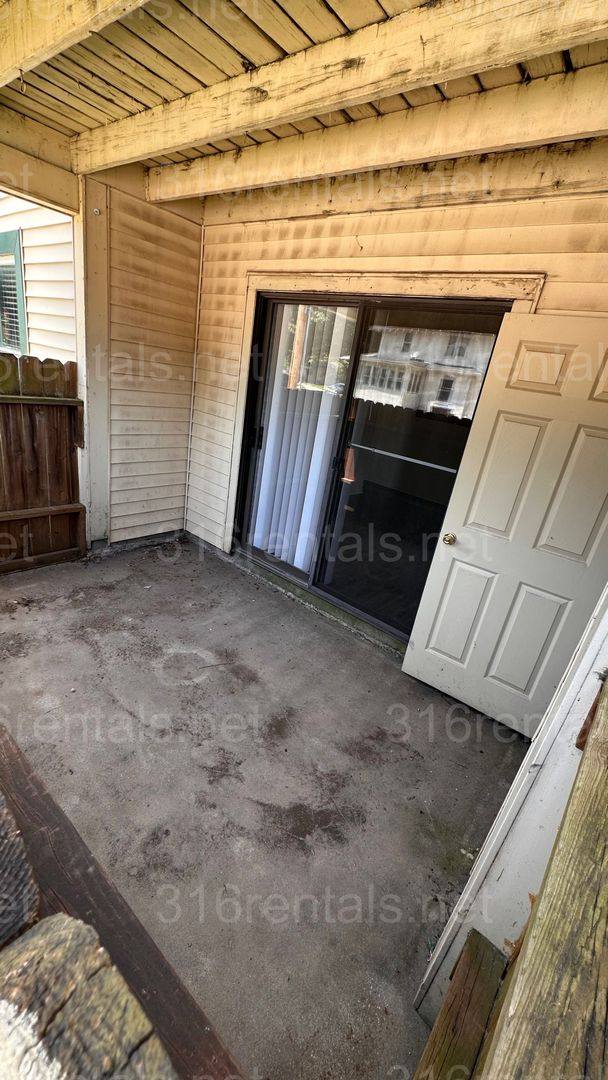 Apartment for rent at 869 Nims #5, Wichita, KS 67203