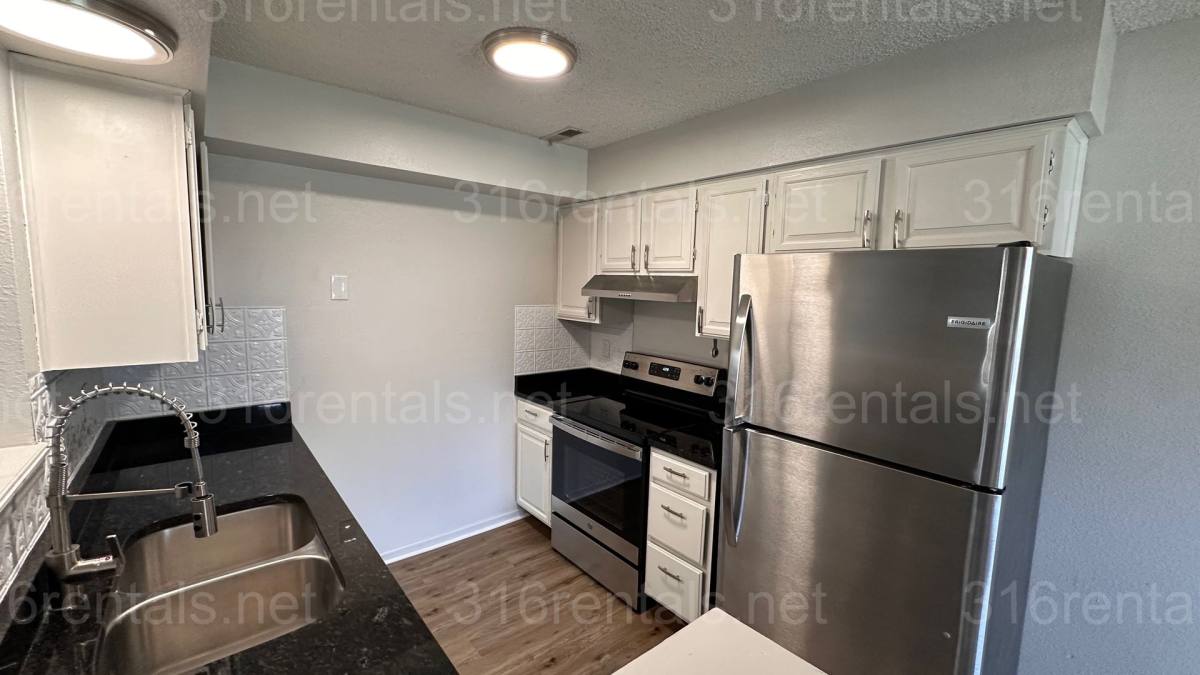 Apartment for rent at 869 Nims #5, Wichita, KS 67203