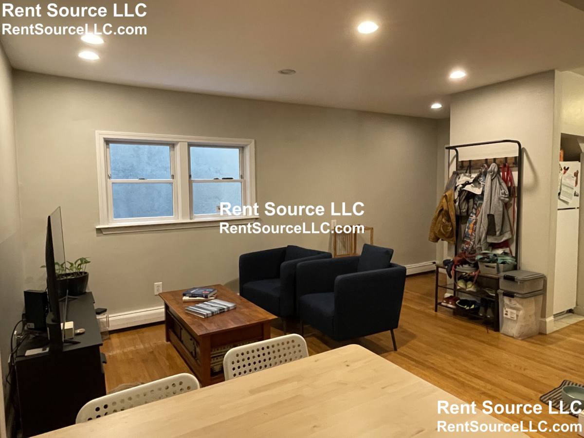 House for rent at 187 Brookline St #1, Cambridge, MA 02139