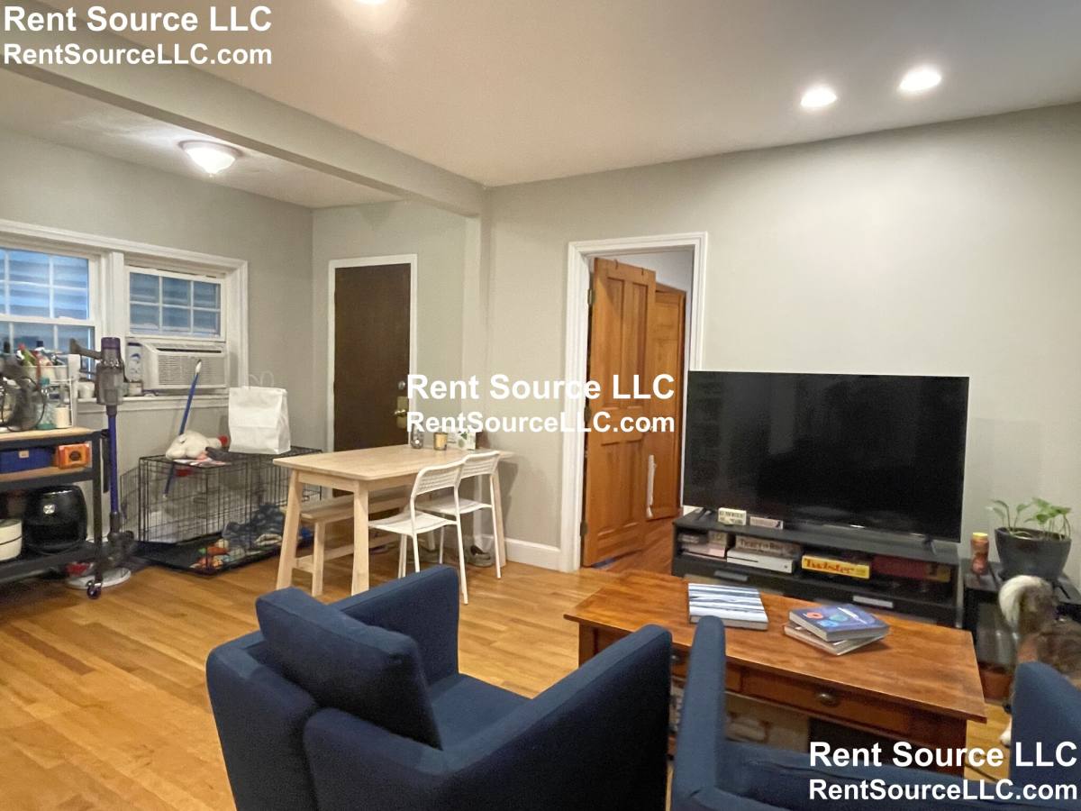 House for rent at 187 Brookline St #1, Cambridge, MA 02139