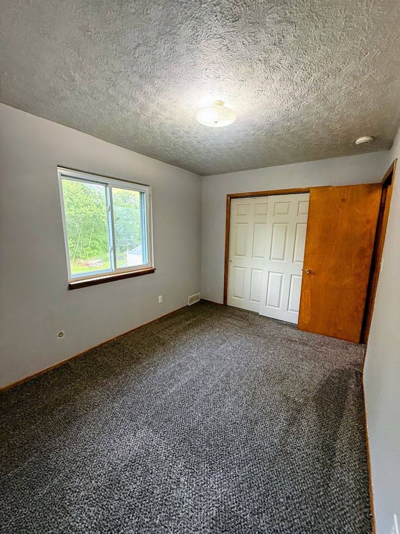 Townhouse for rent at 4545 & 4549 Cynthia Dr, North Canton, OH 44720