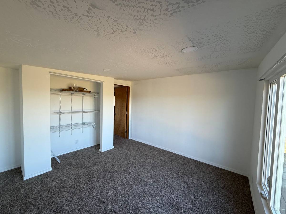 Apartment for rent at 4312 Beagle Rd, White City, OR 97503
