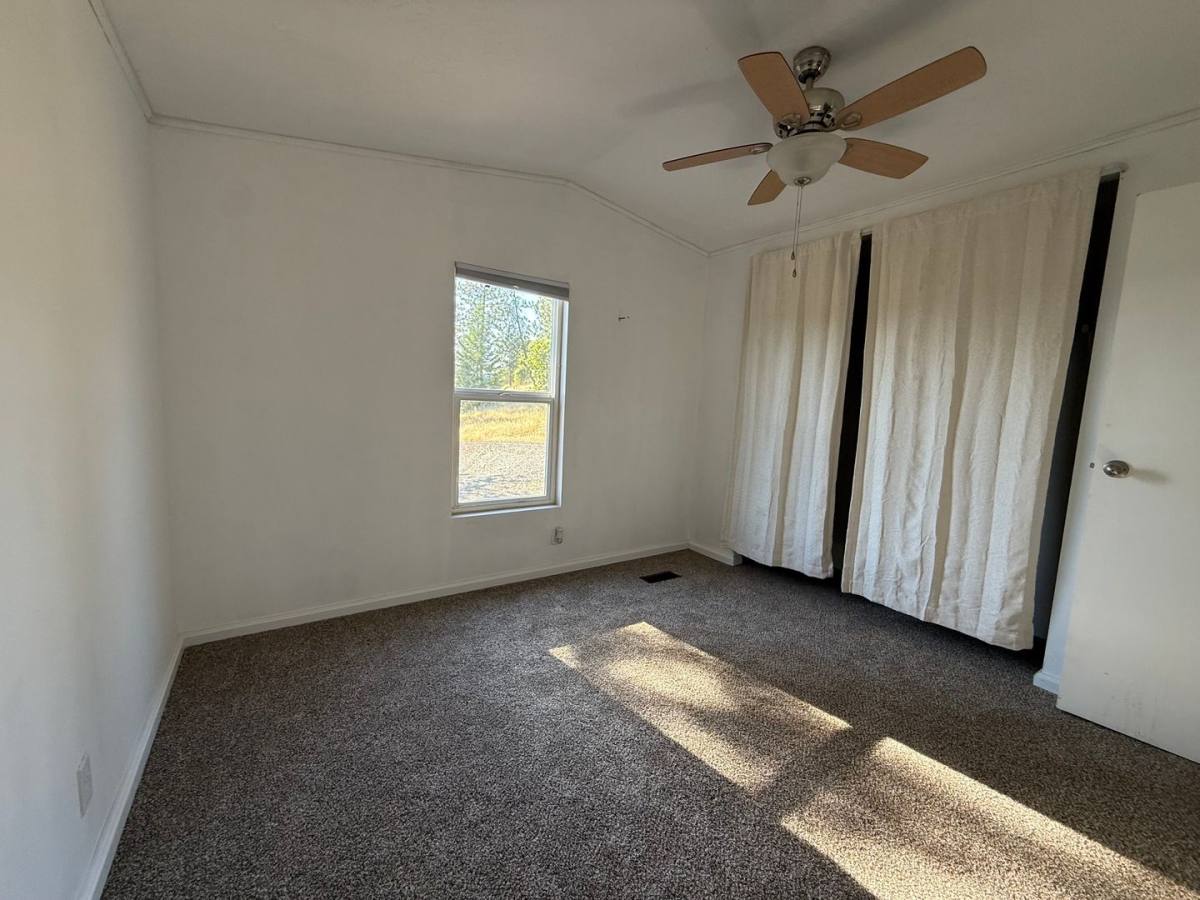 Apartment for rent at 4312 Beagle Rd, White City, OR 97503