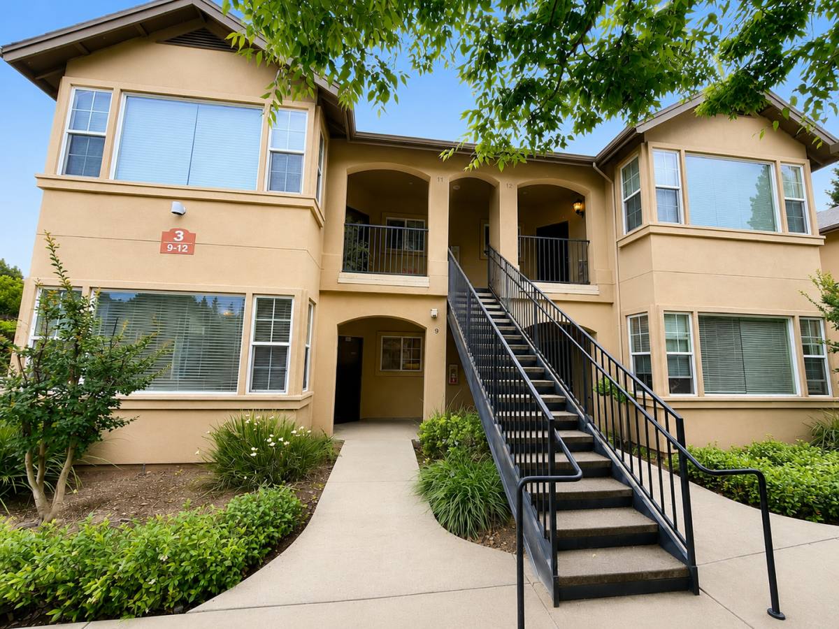 Apartment for rent at 2052 Hartford Dr, Chico, CA 95928