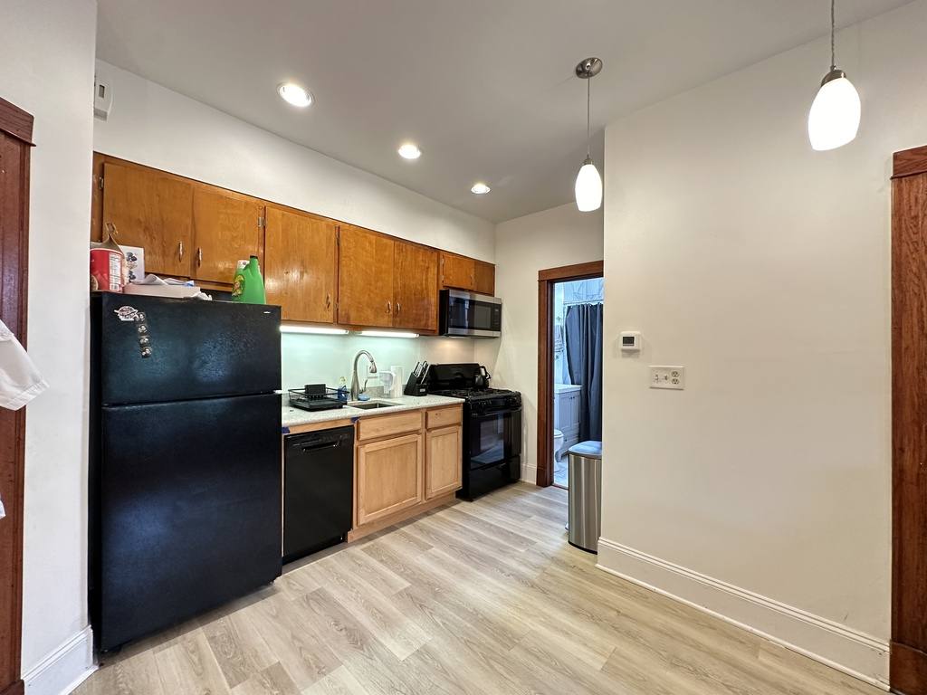 Apartment for rent at 2819 Shakespeare #FA9, Chicago, IL 60647