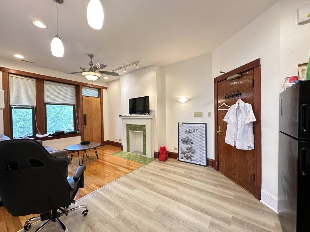 Apartment for rent at 2819 Shakespeare #FA9, Chicago, IL 60647