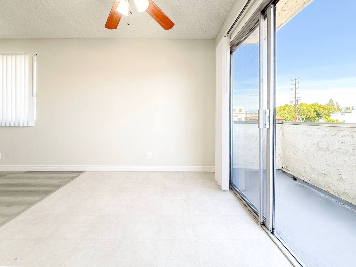 Apartment for rent at 6750 Cedros Ave, Van Nuys, CA 91405