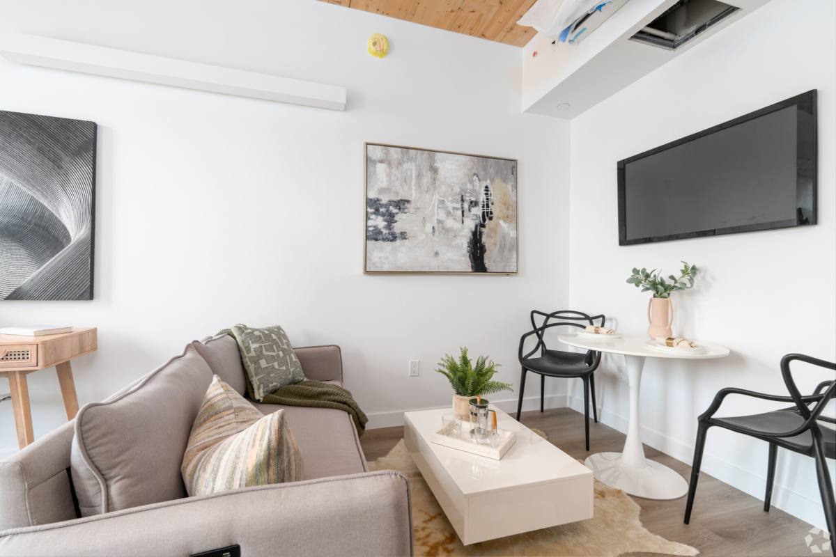 Apartment for rent at 154 Broadway #201, Somerville, MA 02145