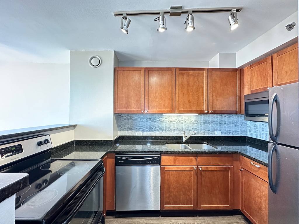 Apartment for rent at 4332 Hazel #P1101, Chicago, IL 60613