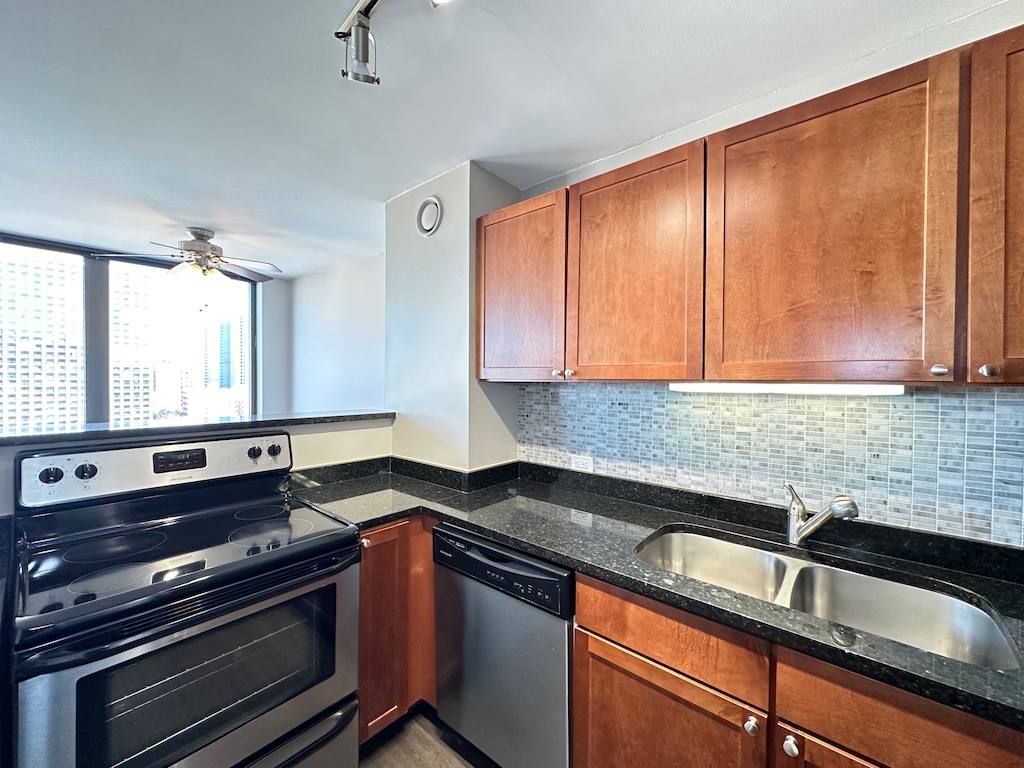 Apartment for rent at 4334 Hazel #D1101, Chicago, IL 60613