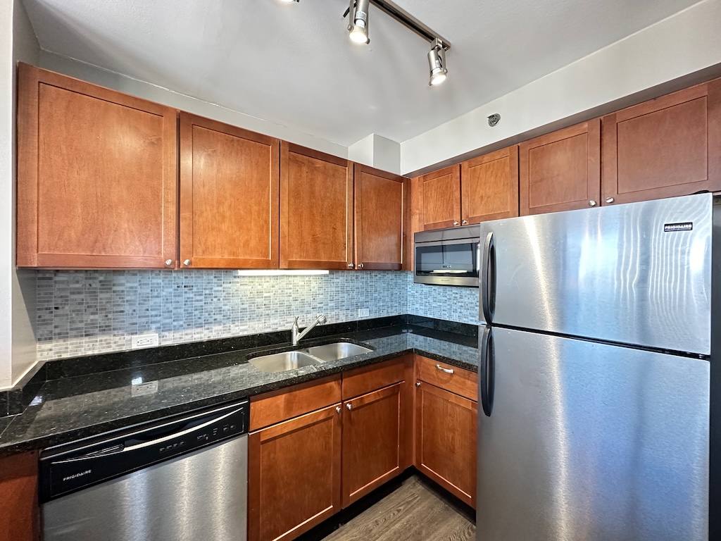 Apartment for rent at 4334 Hazel #D1101, Chicago, IL 60613