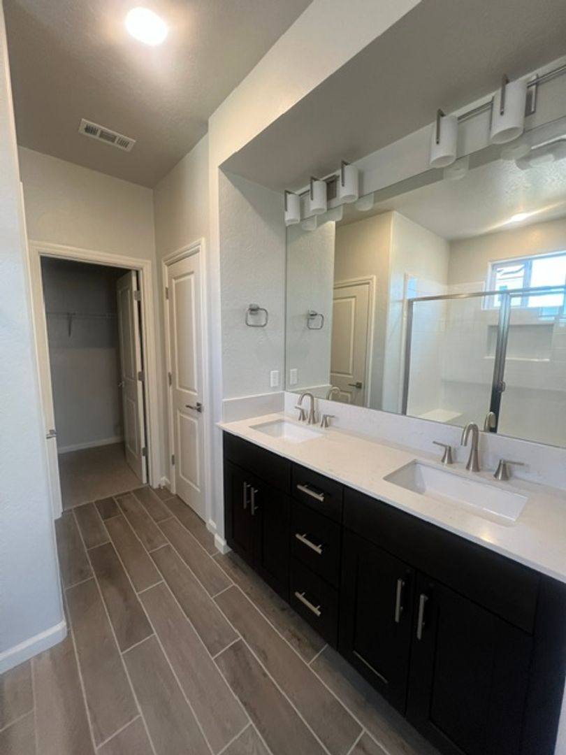 House for rent at 873 Eclipse Lane, Clovis, CA 93619