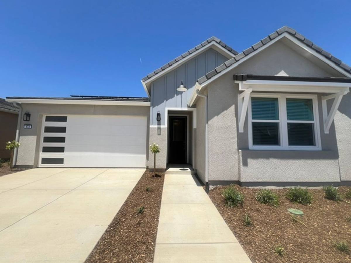 House for rent at 873 Eclipse Lane, Clovis, CA 93619