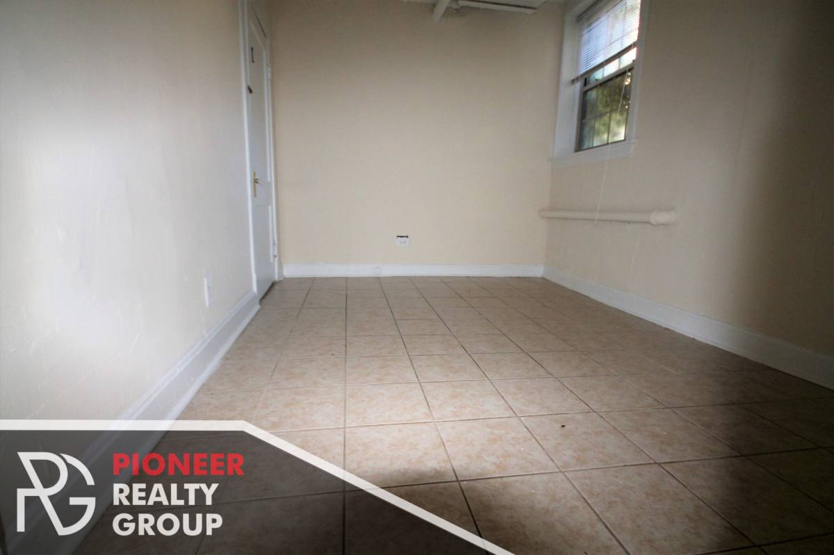 Apartment for rent at 1926 W Winona St #G, Chicago, IL 60640