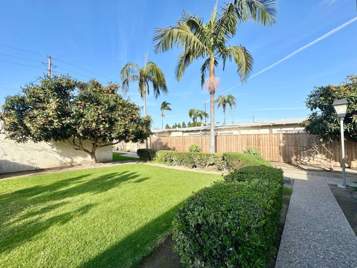 Apartment for rent at 7900 Sfr & 7920 A - Z Trask Ave, Westminster, CA 92683
