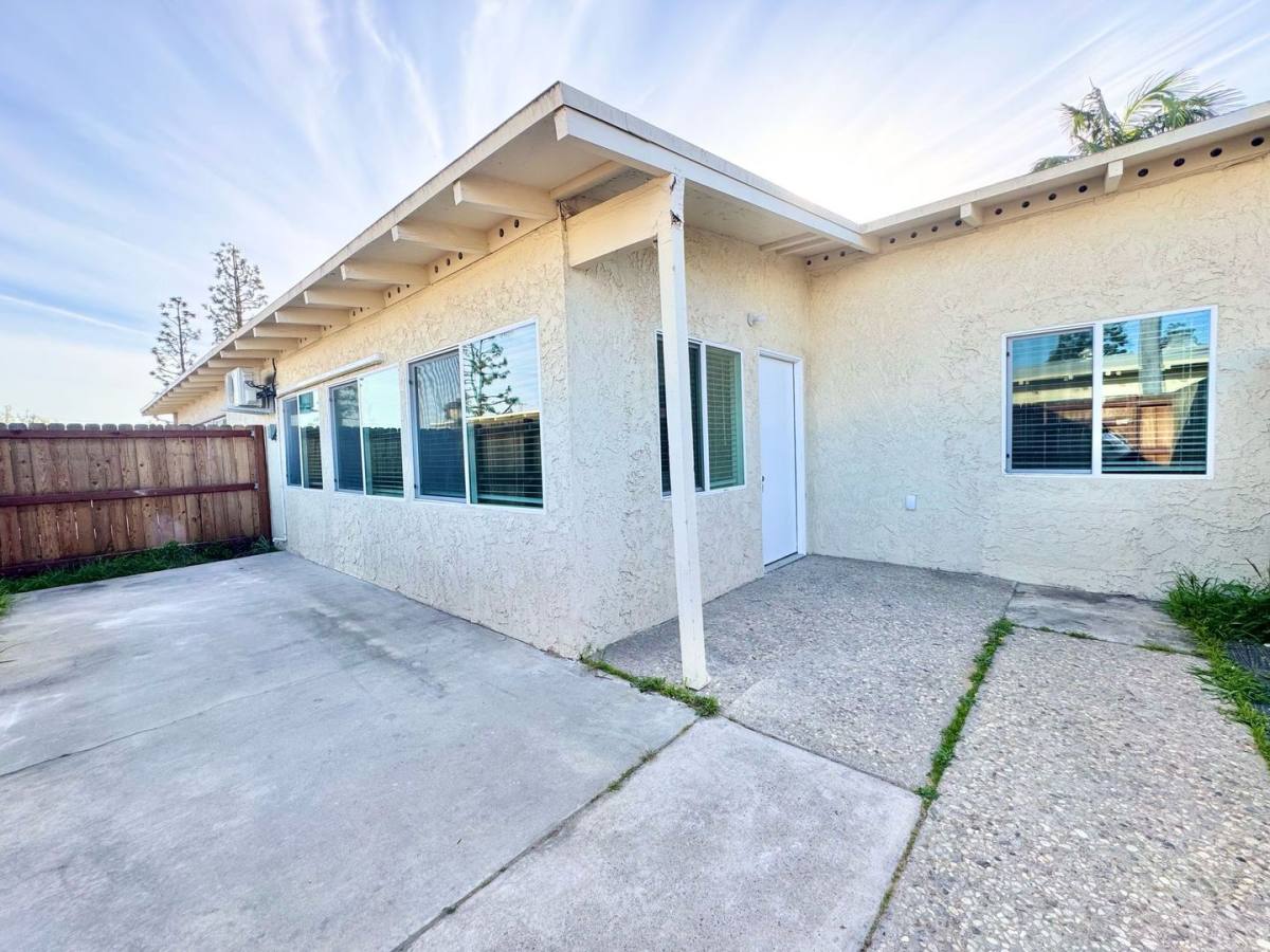 Apartment for rent at 7900 Sfr & 7920 A - Z Trask Ave, Westminster, CA 92683