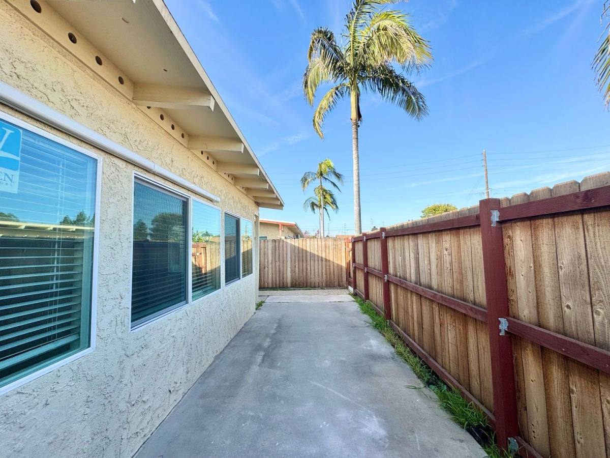 Apartment for rent at 7900 Sfr & 7920 A - Z Trask Ave, Westminster, CA 92683