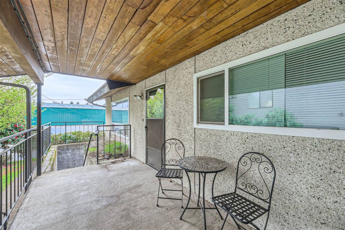 Apartment for rent at 10710 Stone Ave N, Seattle, WA 98133
