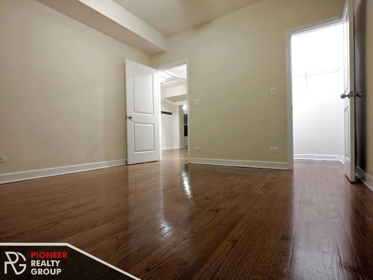 Apartment for rent at 1827 W Leland Ave #G, Chicago, IL 60640