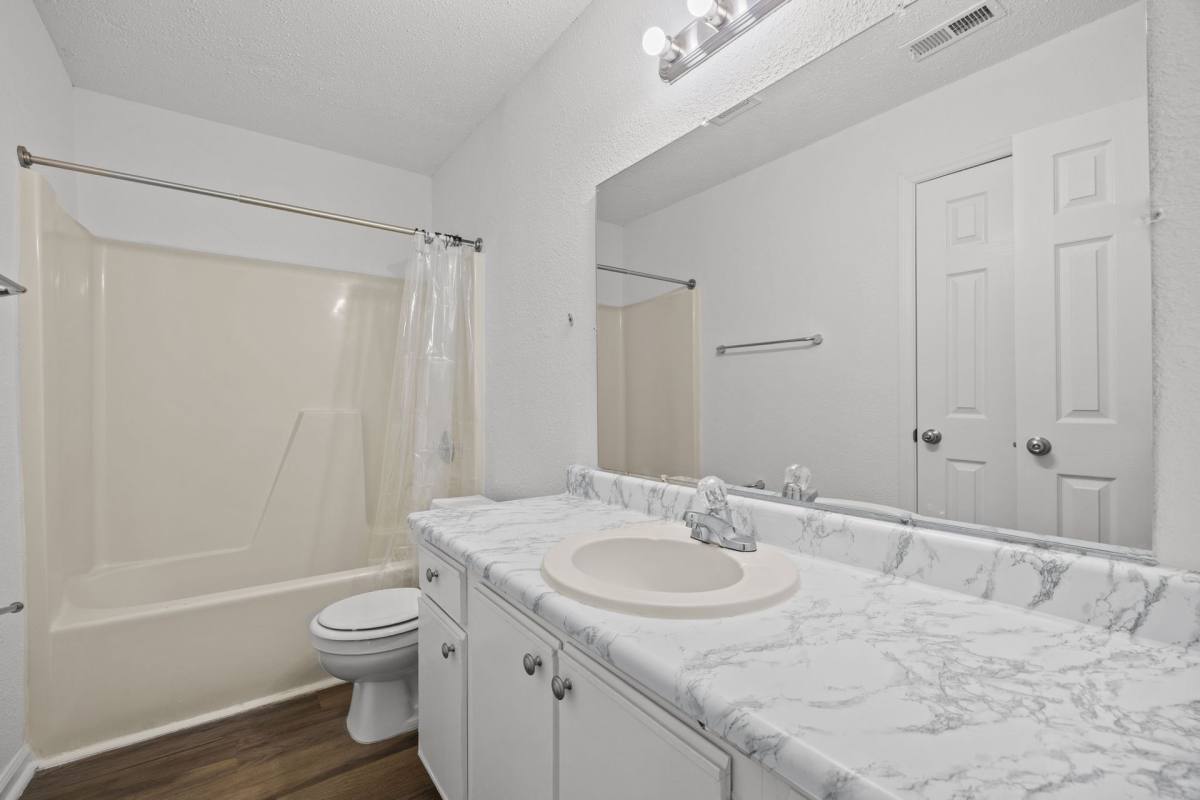 Apartment for rent at 2916-2918 Chapel Hill Rd, Durham, NC 27707