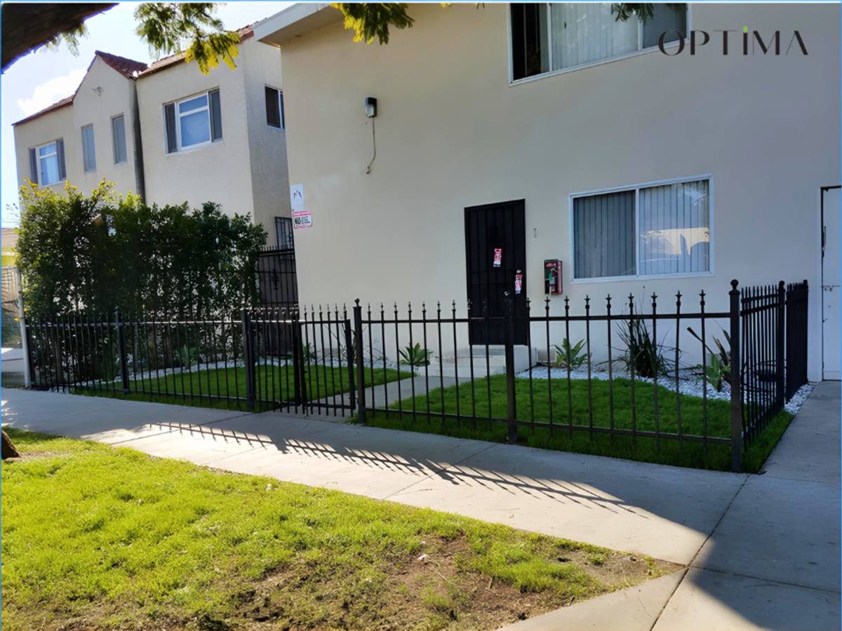 Apartment for rent at 1575 Chestnut Ave, Long Beach, CA 90813