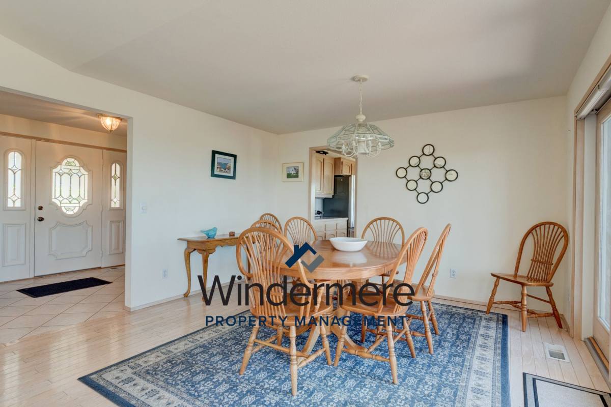House for rent at 508 Grandview Dr, Oak Harbor, WA 98277