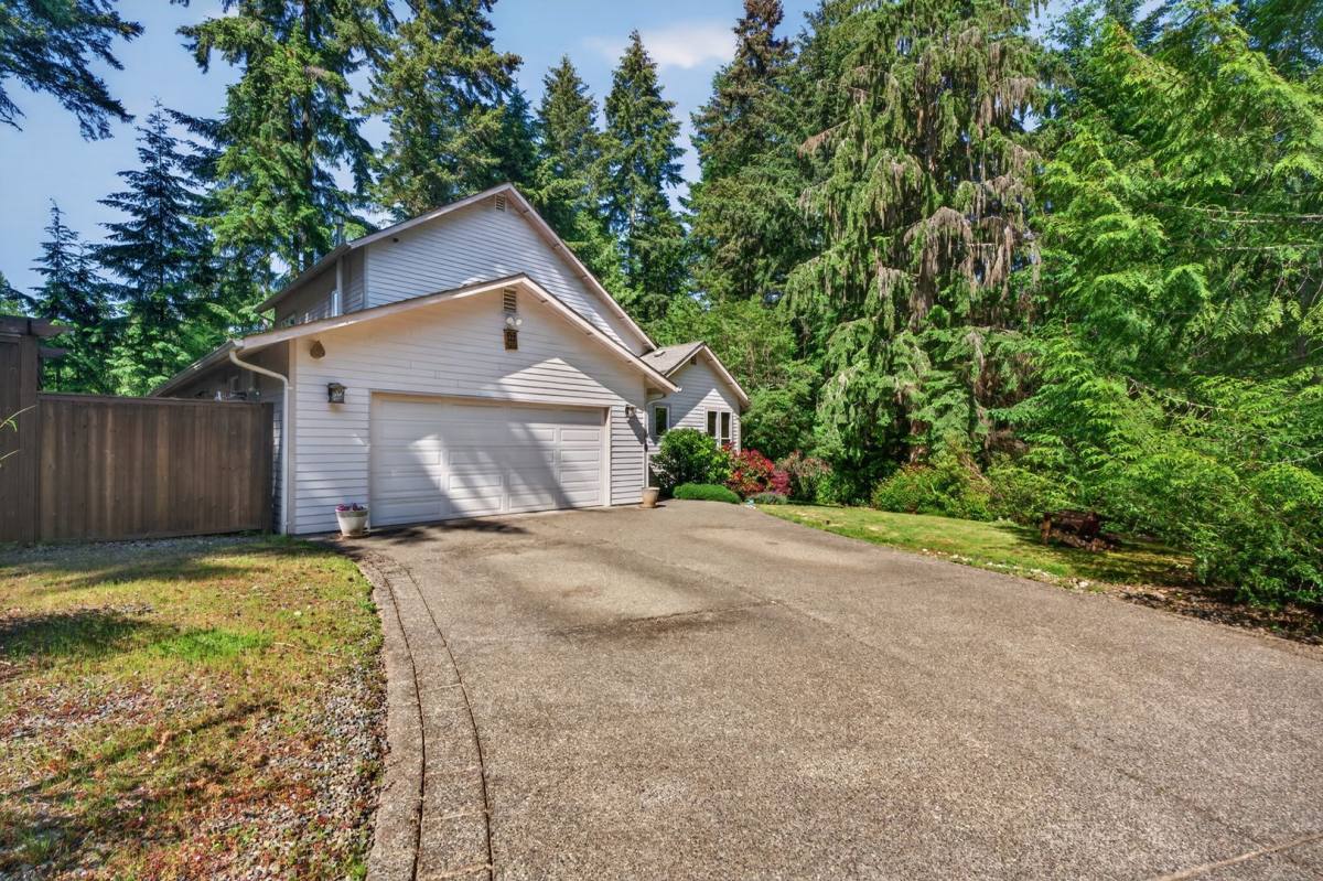 House for rent at 1919 97th St Court NW, Gig Harbor, WA 98332