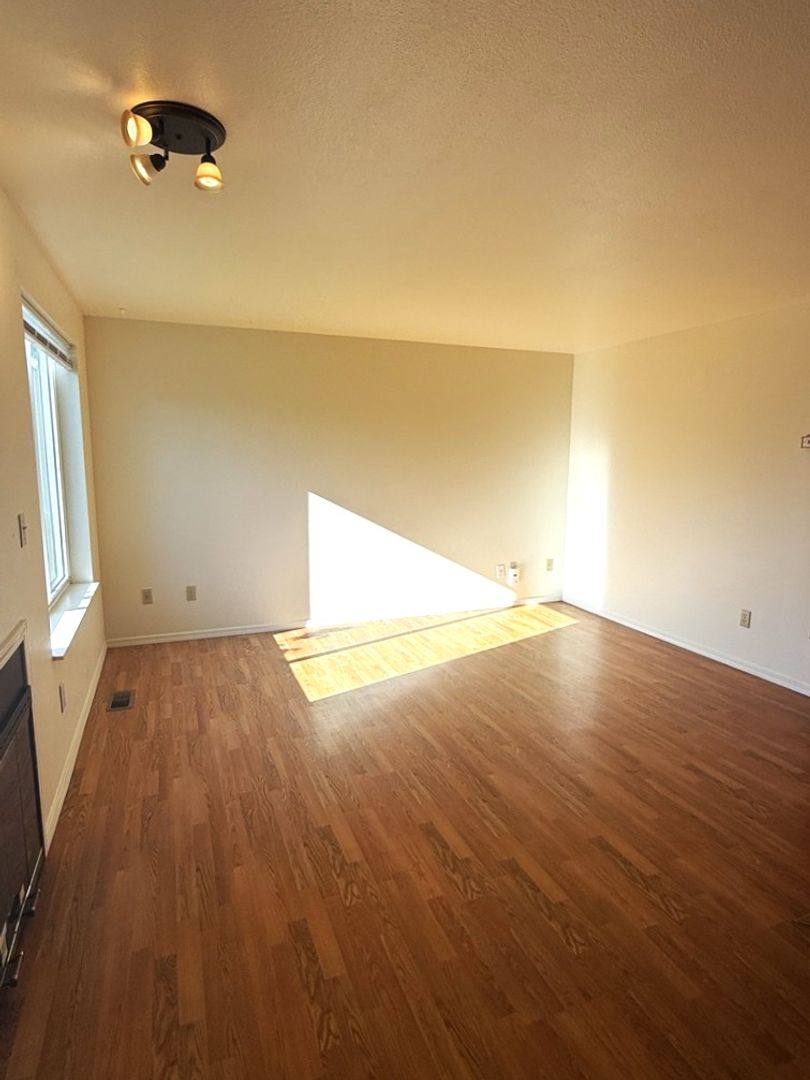 Apartment for rent at 2501 & 2503 Xenia St, Bellingham, WA 98229
