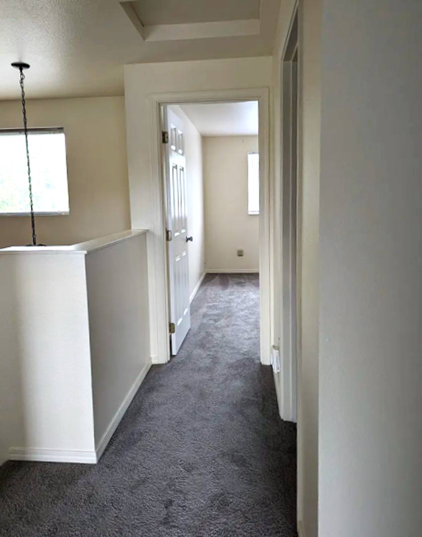 Apartment for rent at 2501 & 2503 Xenia St, Bellingham, WA 98229