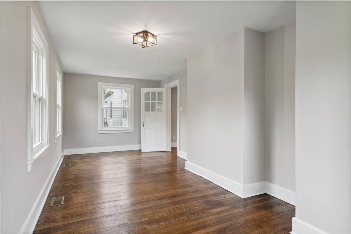 House for rent at 101 Pulaski St, Yorktown, VA 23690