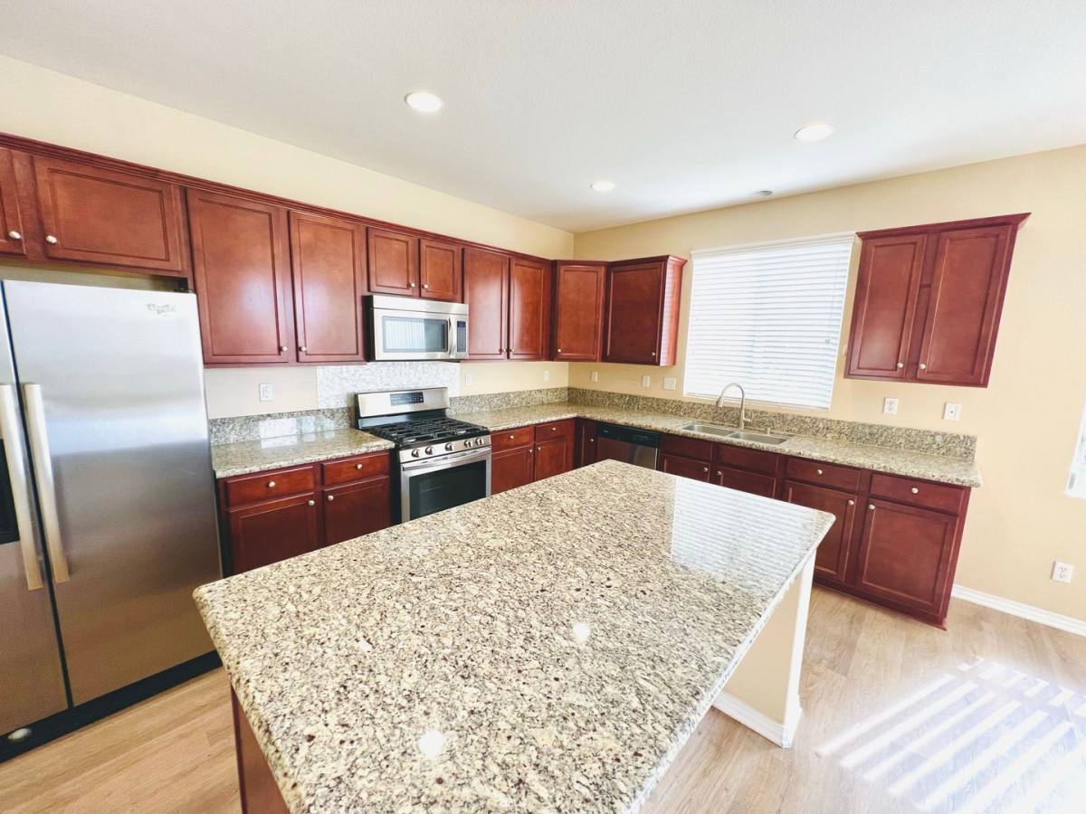 House for rent at 2758 Lavender St, Pomona, CA 91767