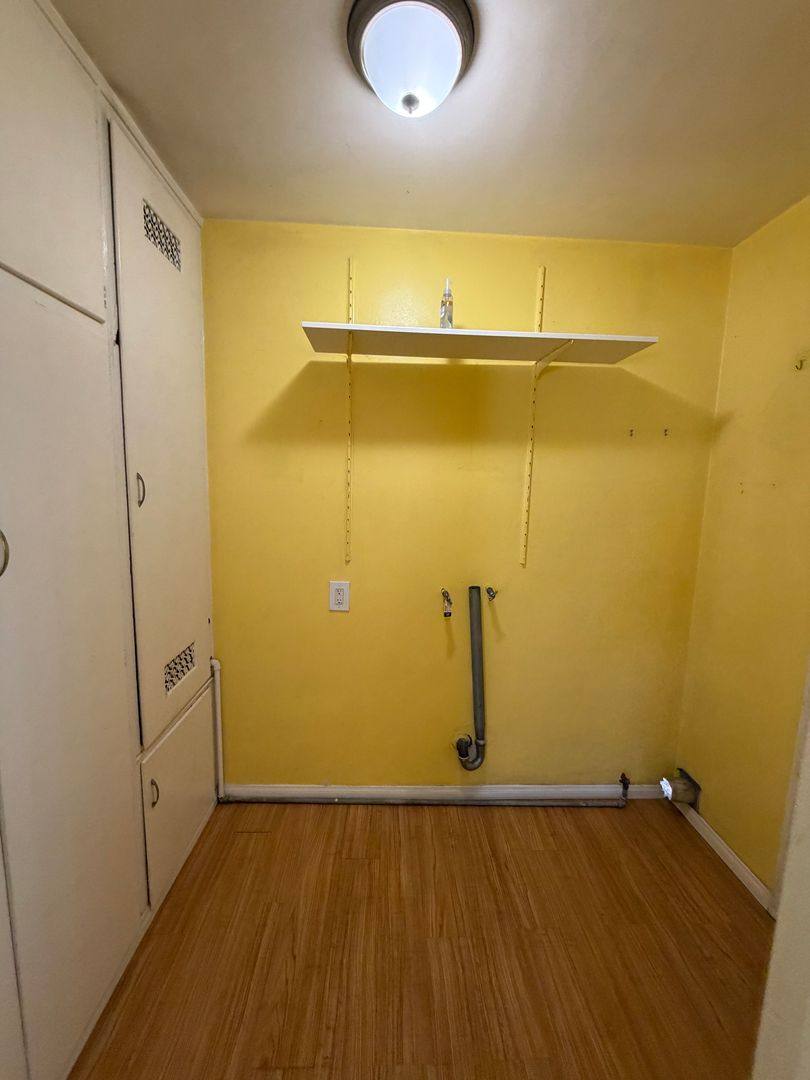Apartment for rent at 14752 S Budlong Ave, Gardena, CA 90247