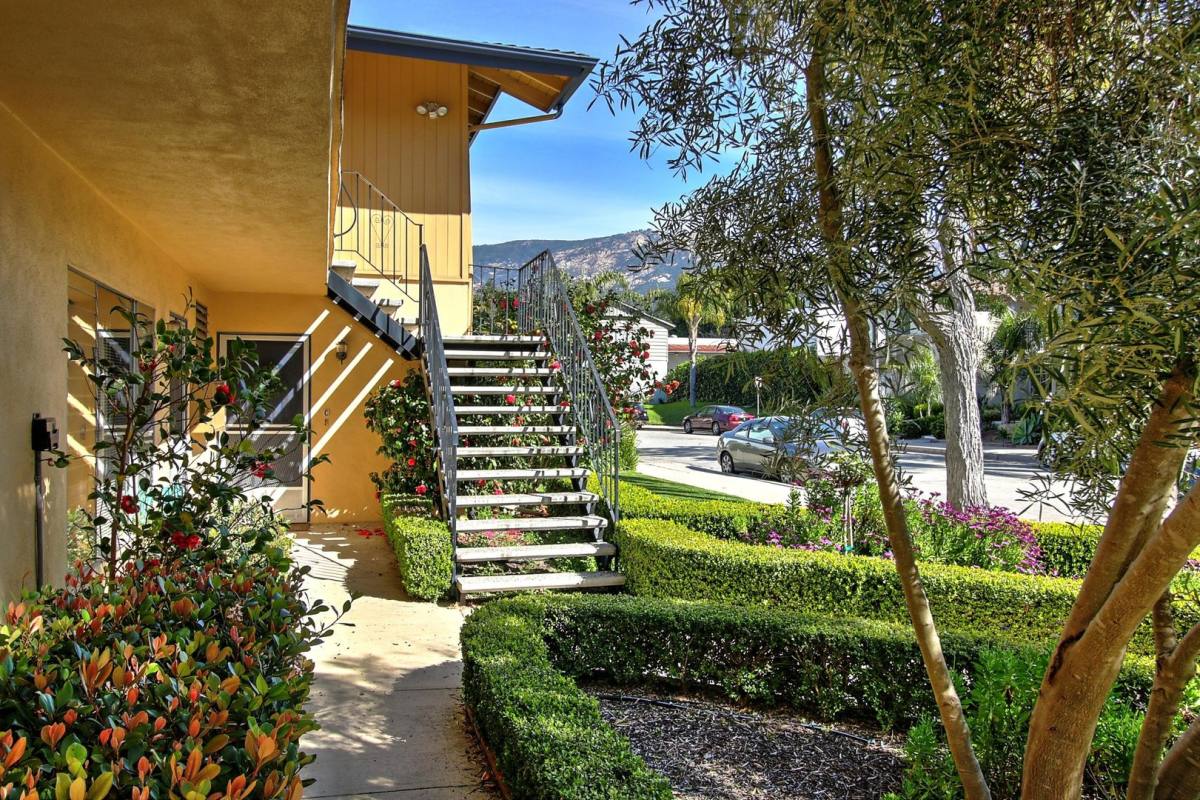 Apartment for rent at 3339 Richland Dr, Santa Barbara, CA 93105