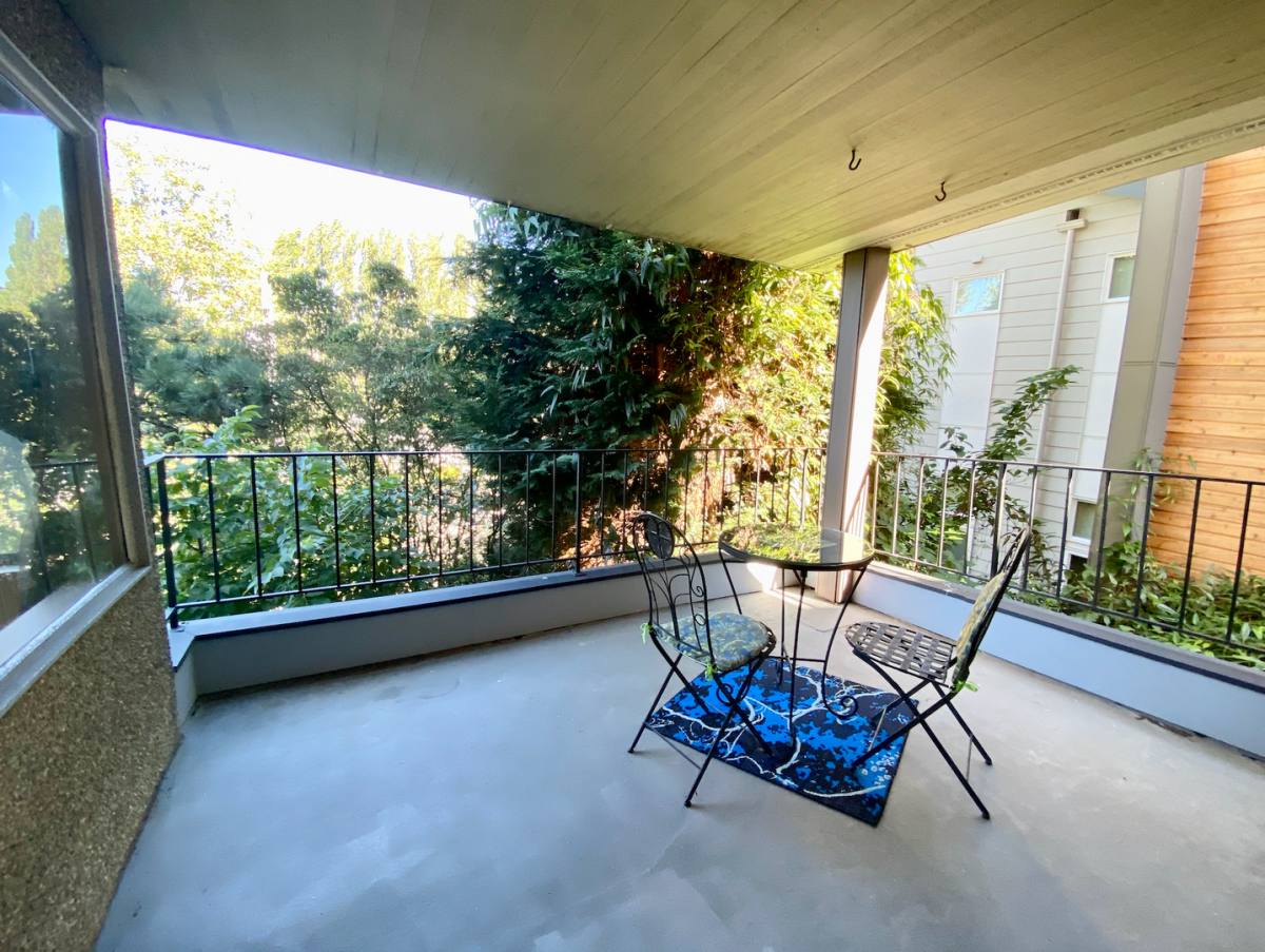 Apartment for rent at 2611 22nd Ave W, Seattle, WA 98199