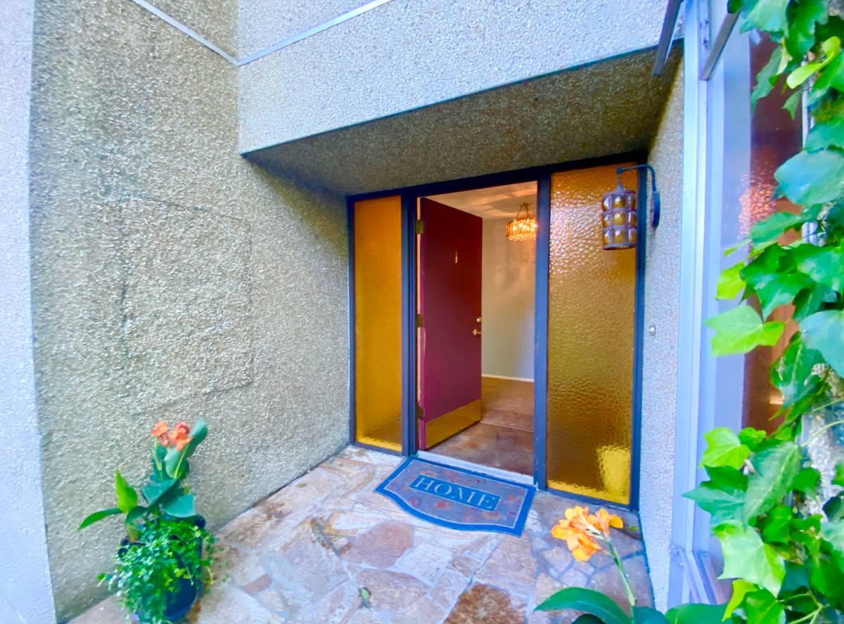 Apartment for rent at 2611 22nd Ave W, Seattle, WA 98199