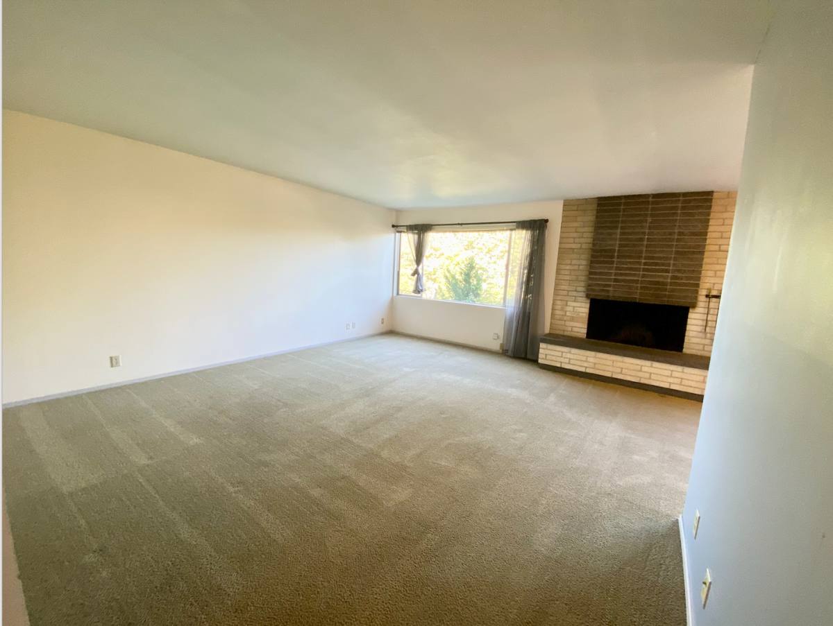 Apartment for rent at 2611 22nd Ave W, Seattle, WA 98199