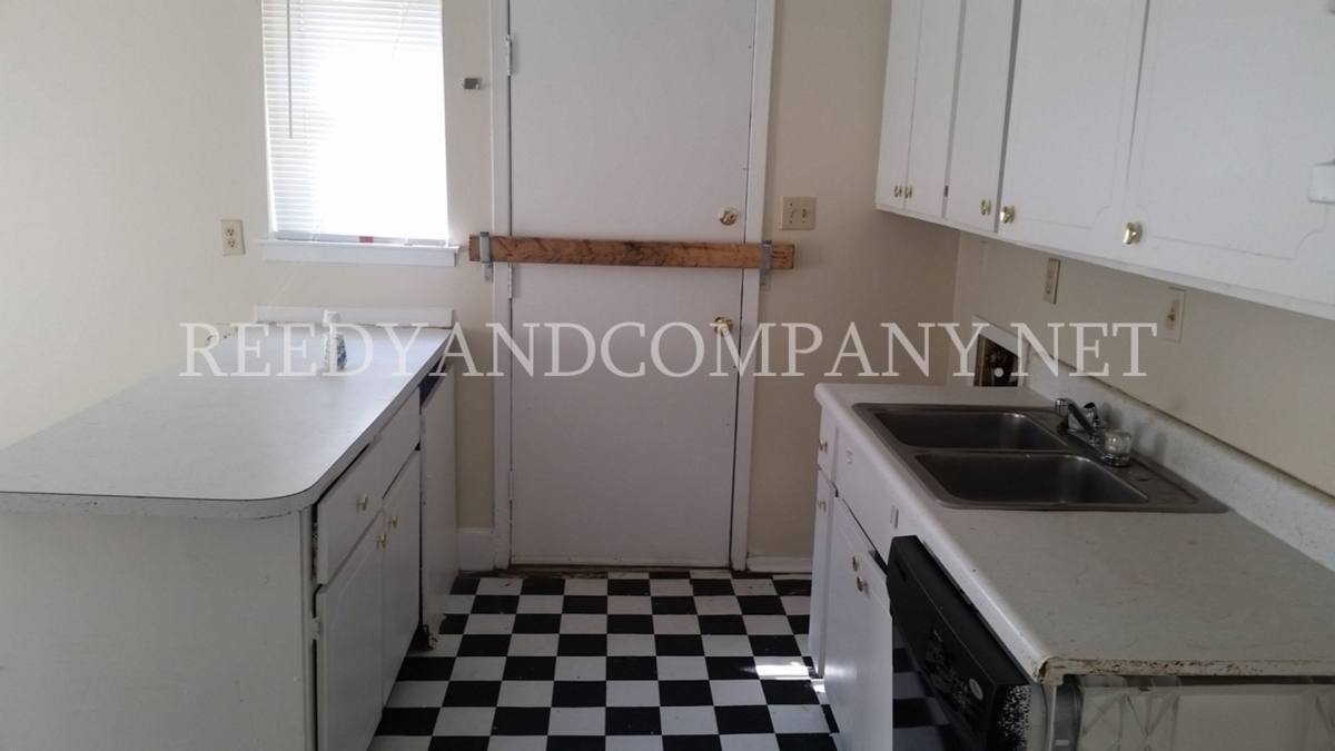 Townhouse for rent at 3990 Ashview Cove, Memphis, TN 38118