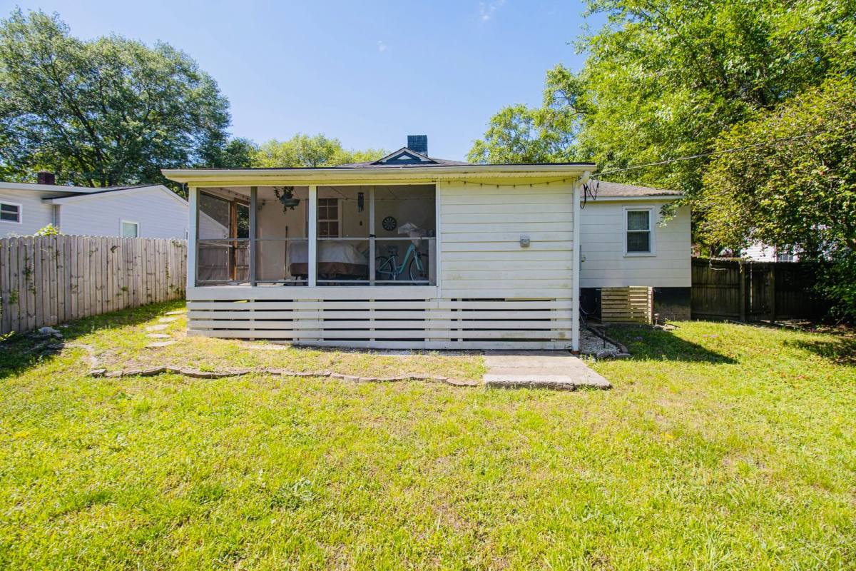 House for rent at 3809 Barwick St, Columbia, SC 29205