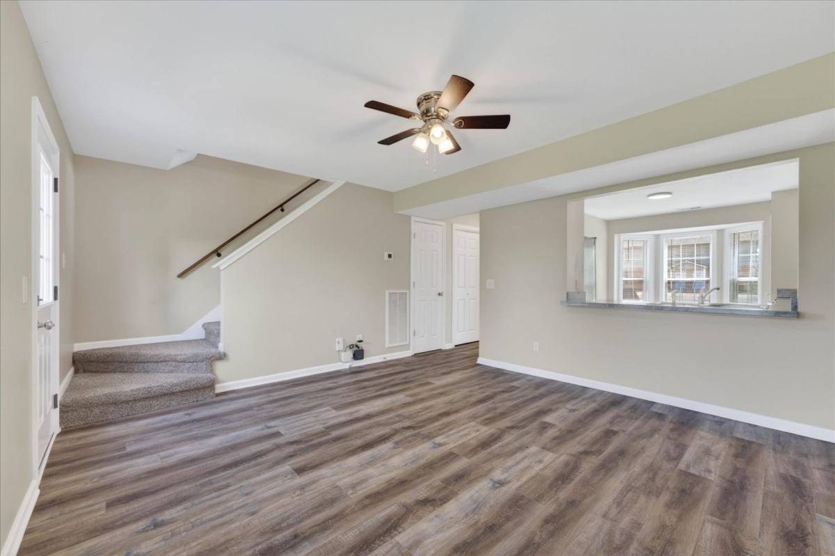 Townhouse for rent at 2072 Tynewood Dr, Clarksville, TN 37042