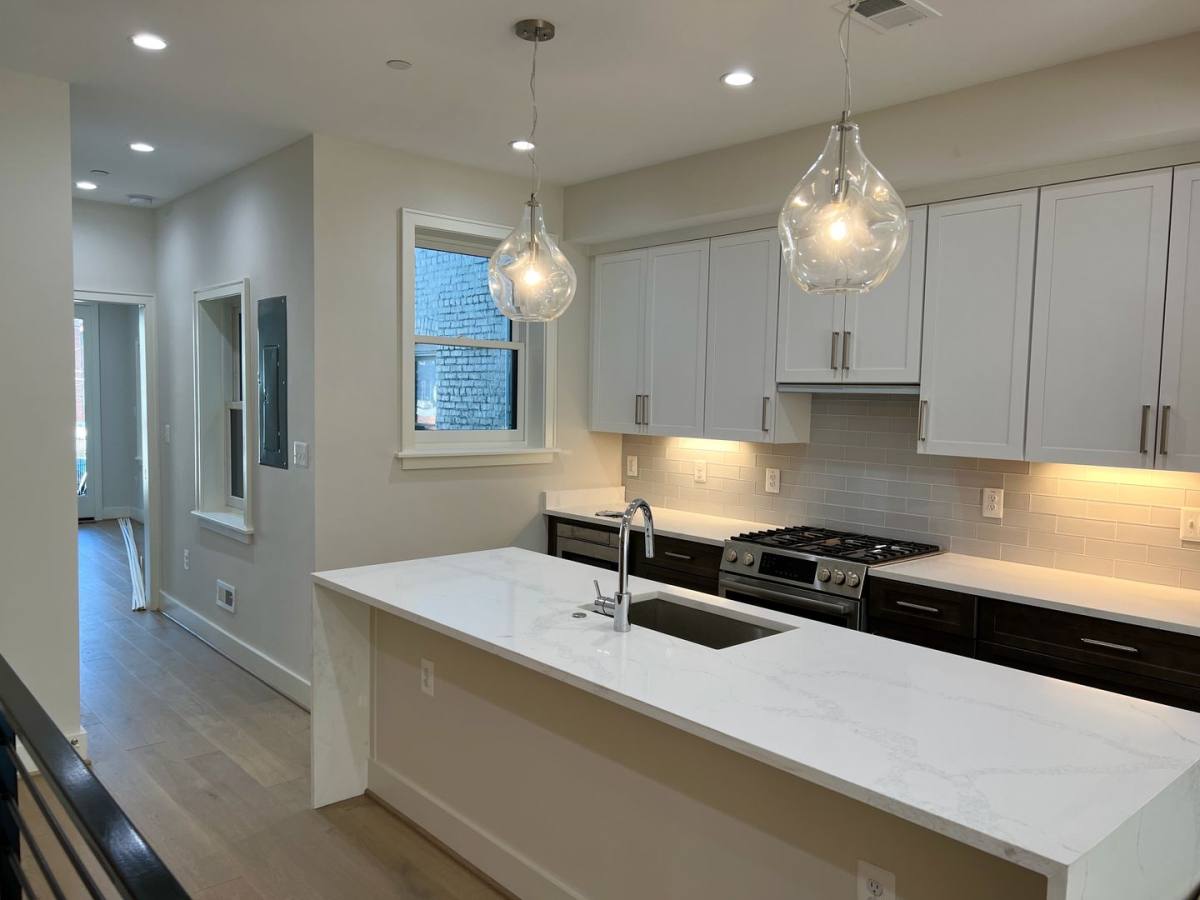 Apartment for rent at 1125 Fairmont St NW, Washington, DC 20009