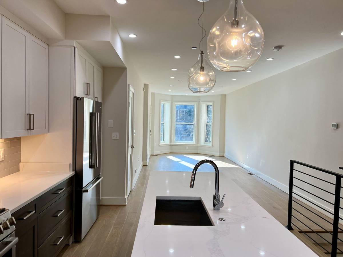 Apartment for rent at 1125 Fairmont St NW, Washington, DC 20009
