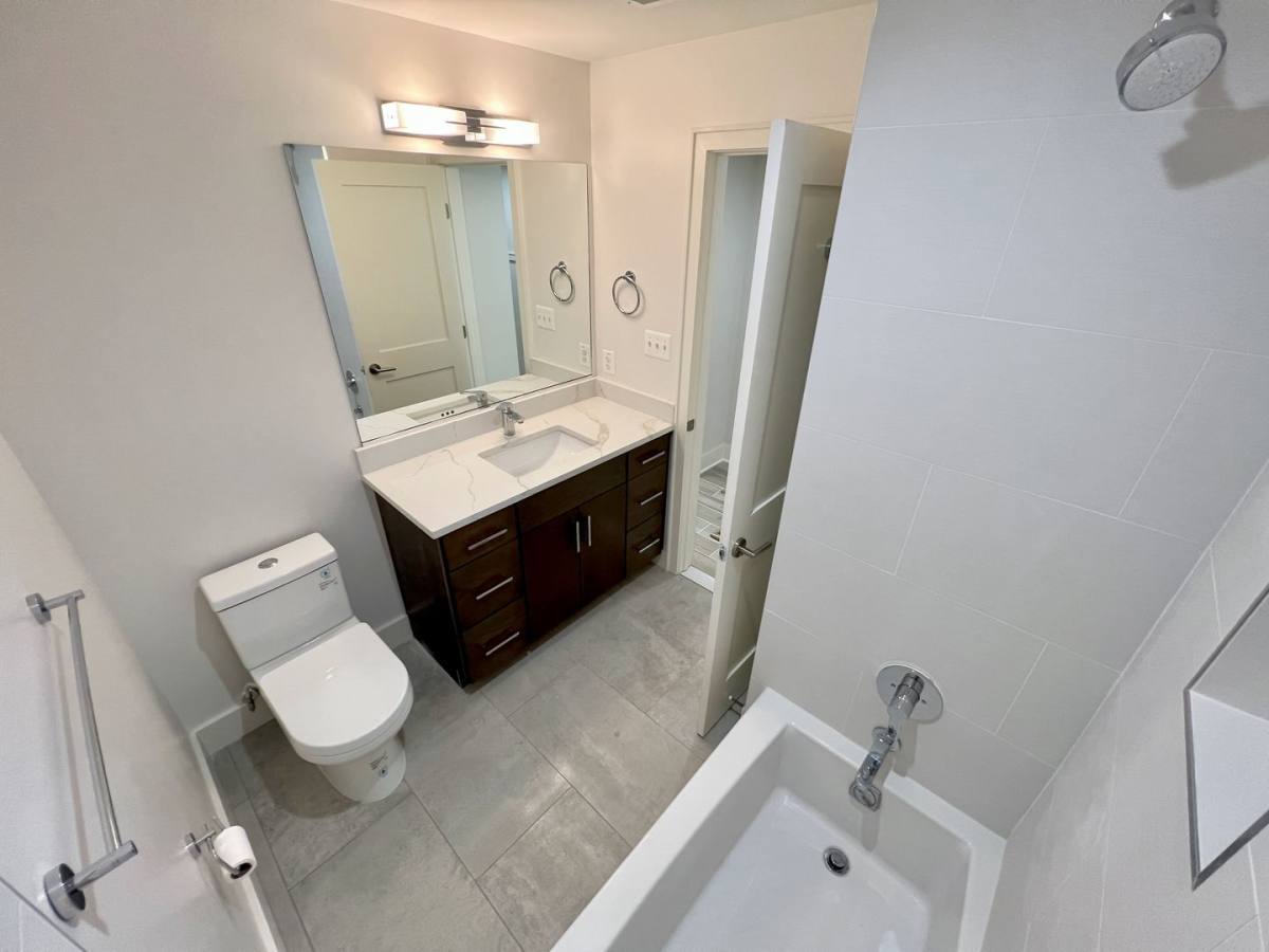 Apartment for rent at 1125 Fairmont St NW, Washington, DC 20009