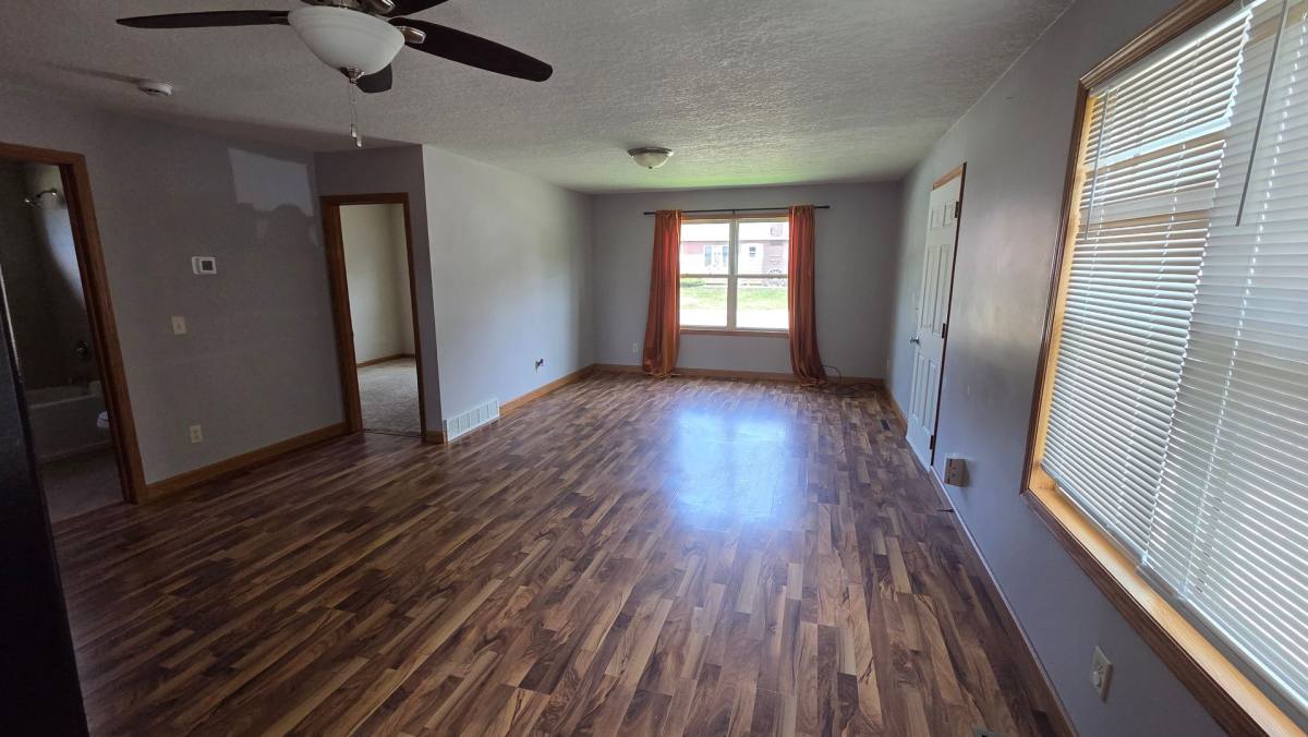House for rent at 400 7th St SW, Austin, MN 55912