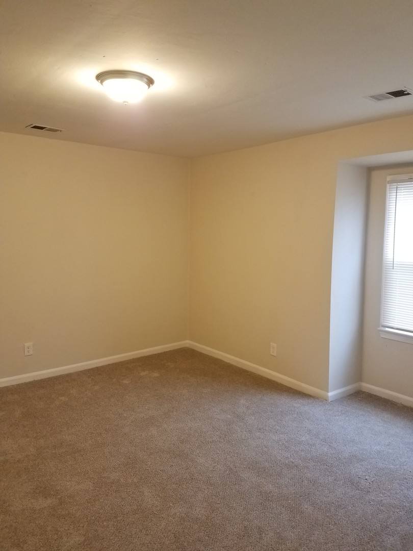 Apartment for rent at 1375 Kingston Ave, Norfolk, VA 23503