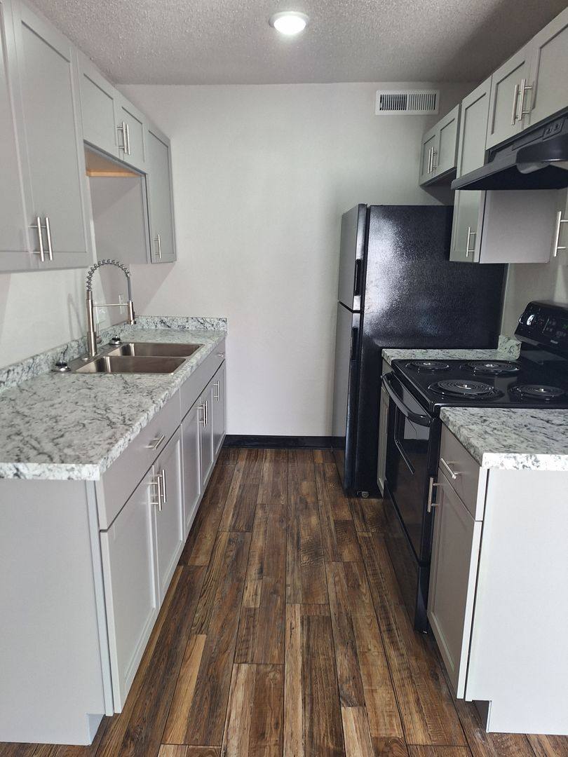 Apartment for rent at 1805-1813 S Y St, Fort Smith, AR 72901