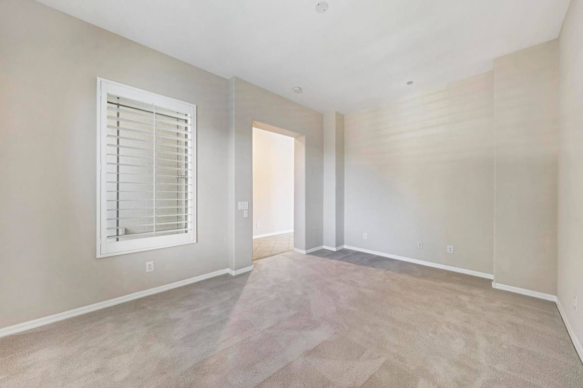 House for rent at 53 Stonemark Dr, Henderson, NV 89052